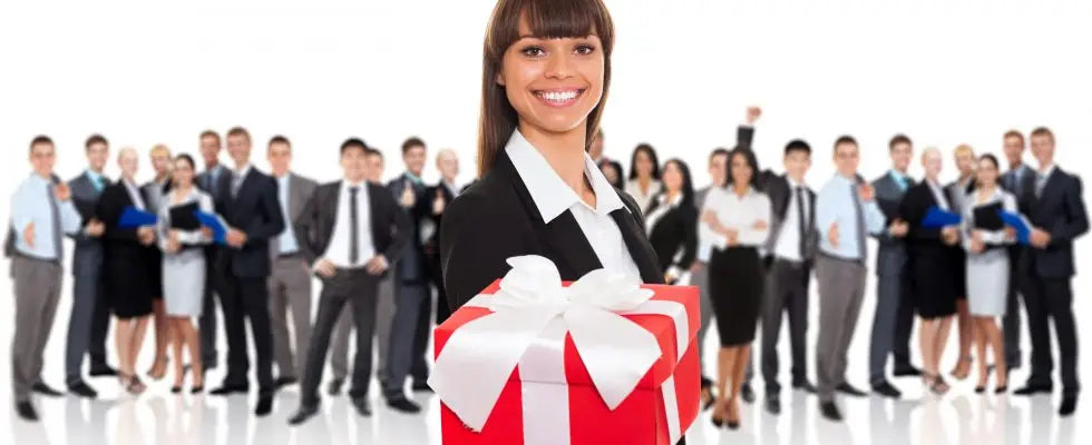 Corporate Gifting Etiquette: Do's And Don'ts - Corporate Gifts - Apex ...