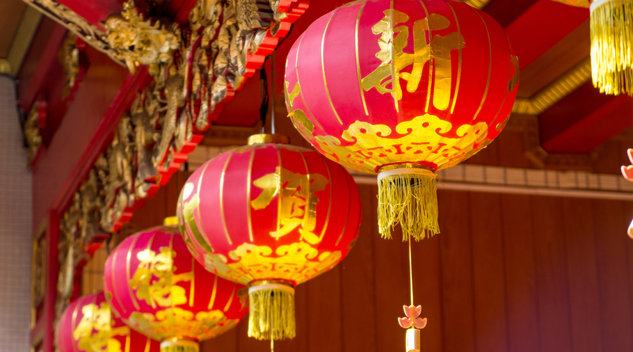 What is the Popular Gift for Chinese New Year?