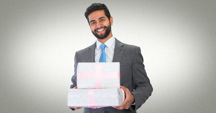 How Corporate Gifts Can Improve Employee Retention