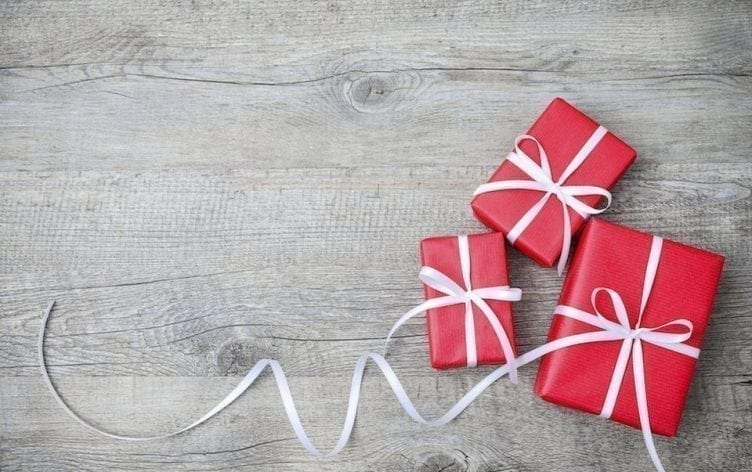 The Impact of Thoughtful Corporate Gifts on Employee Happiness