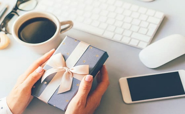 Corporate Gifts: Nurturing Customer Relationships for Repeat Business ...