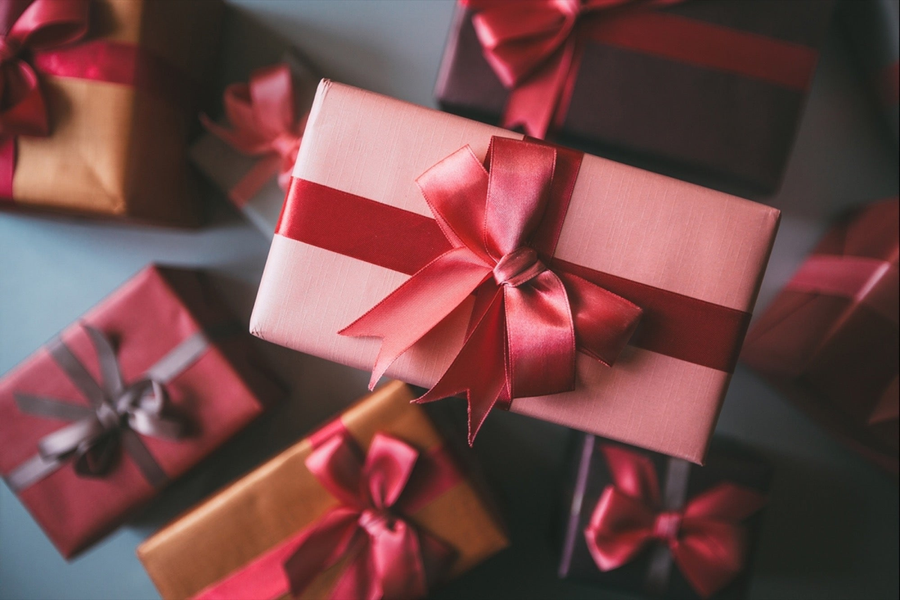 Corporate Gifting: Navigating Cultural Differences