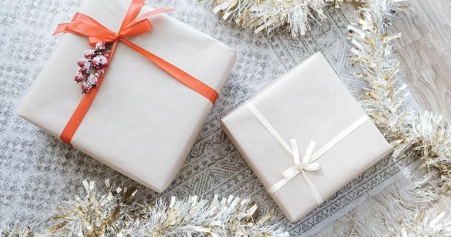 The Art of Seasonal Corporate Gifting: Elevating Celebrations and Relationships