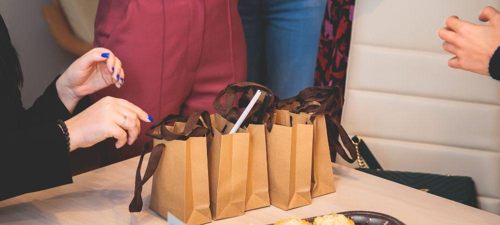 Best Corporate Gifts for Work-From-Home Employees - Corporate Gifts ...