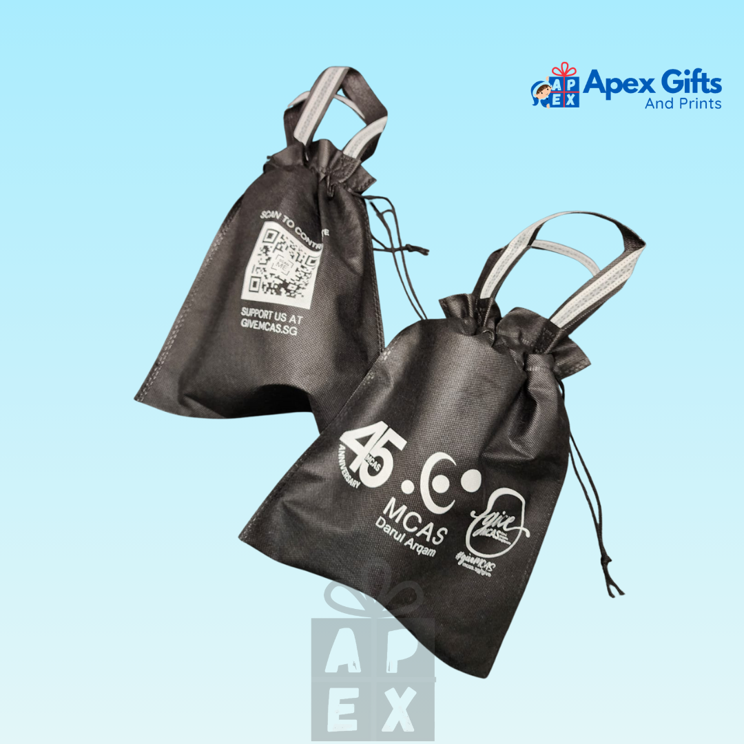 Spot non-woven drawstring pocket bag