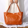 将图像加载到图库查看器中， Women&#39;s large retro oil wax leather bag