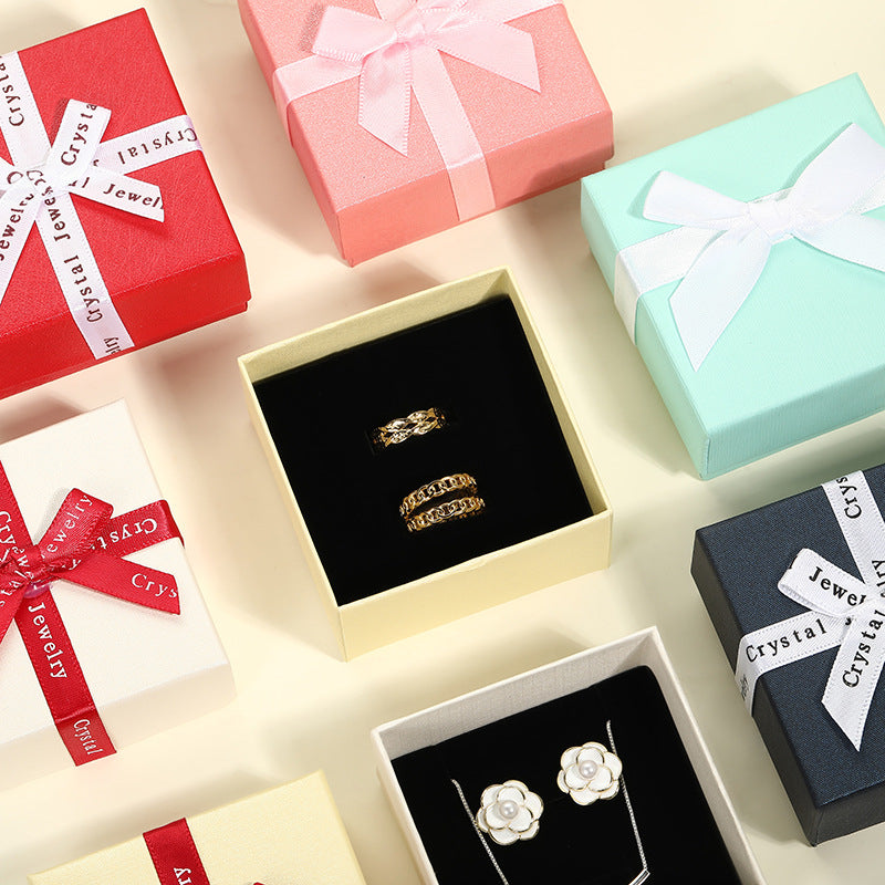 High-end rings and jewelry boxes